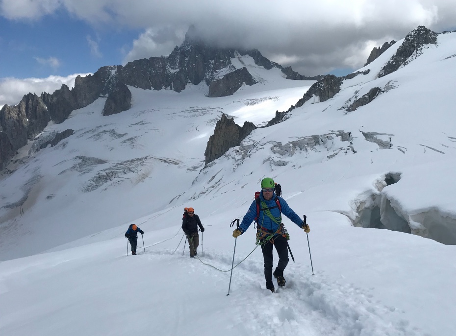 One Shot : Mont Blanc à la  journée par les 3 Monts 2