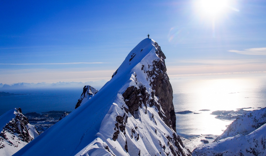 Ski de rando dans les Lofoten avec Mathéo Jacquemoud 1